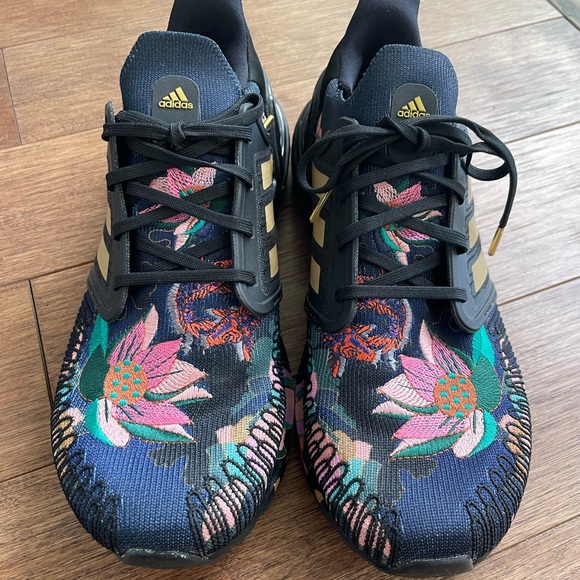 Adidas 2020 limited edition Ultra Boost Chinese New Year Collection - Picture 3 of 7